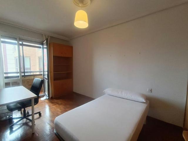 1 Dormitorio Shared Living/Roommate Pamplona Pamplona LS89367088