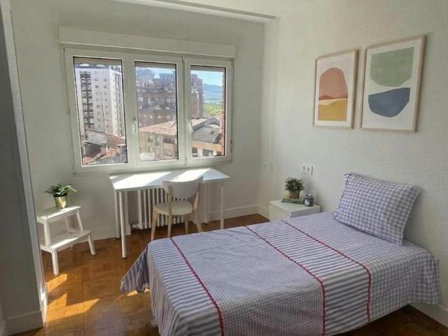 1 Dormitorio Shared Living/Roommate Pamplona Pamplona 102952972