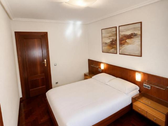1 Dormitorio Shared Living/Roommate Pamplona Pamplona 104825484