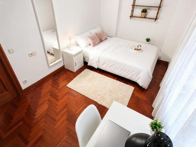 1 Dormitorio Shared Living/Roommate Pamplona Pamplona 104825486