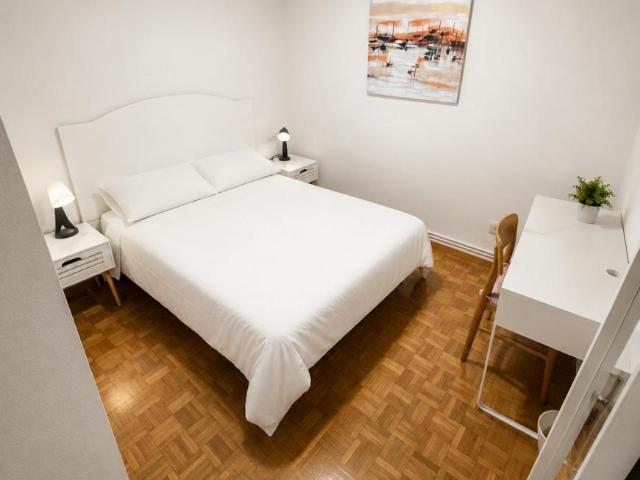 1 Dormitorio Shared Living/Roommate Pamplona Pamplona 104825490