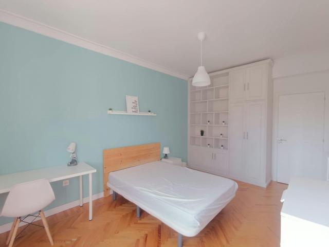 1 Dormitorio Shared Living/Roommate Pamplona Pamplona 76930439