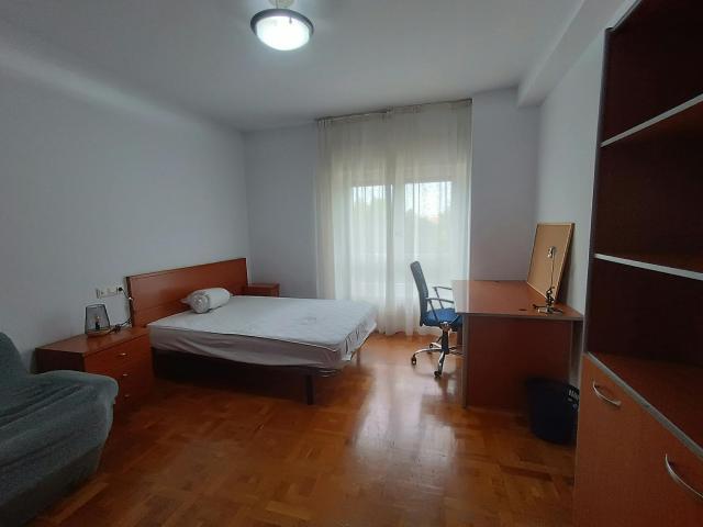 1 Dormitorio Shared Living/Roommate Pamplona Pamplona 84531663