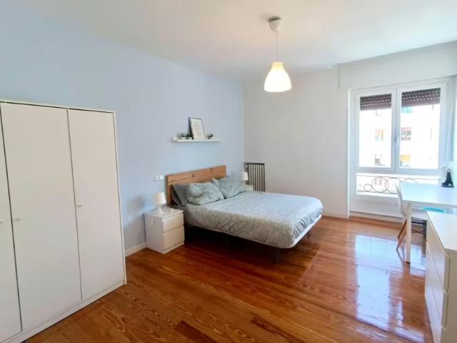 1 Dormitorio Shared Living/Roommate Pamplona Pamplona 97512267