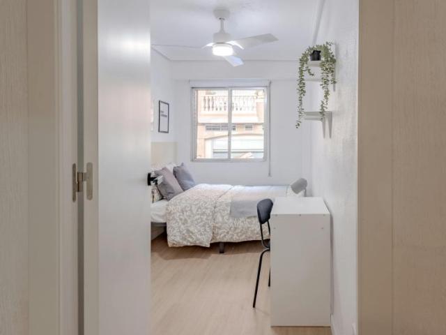 1 Dormitorio Shared Living/Roommate Paterna Paterna 103654610