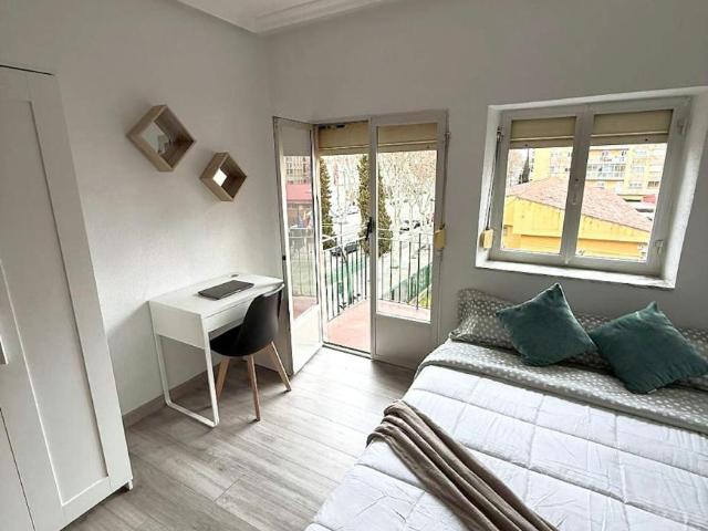 1 Dormitorio Shared Living/Roommate Salamanca Salamanca 99374024