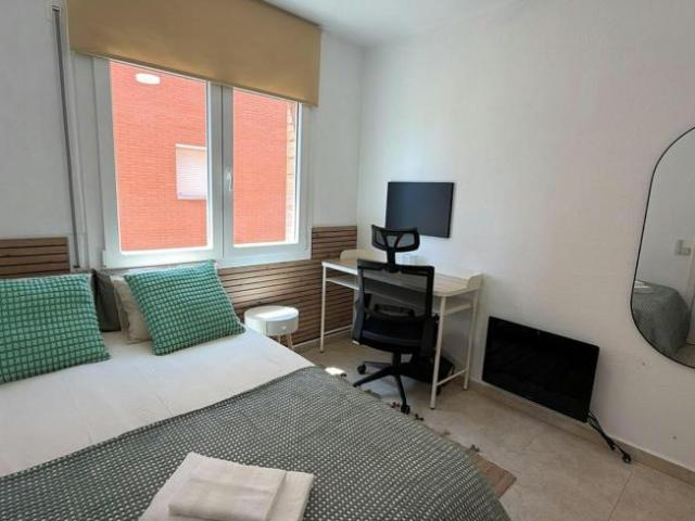 1 Dormitorio Shared Living/Roommate Sant Cugat Del Vallès Sant Cugat Del Vallès 102716899