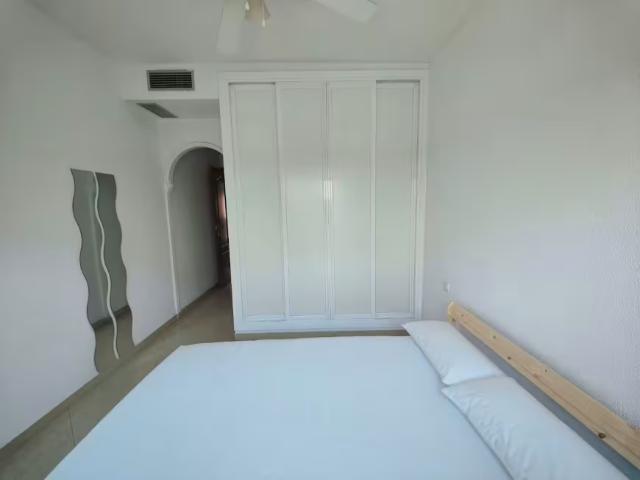 1 Dormitorio Shared Living/Roommate Sevilla Sevilla 95904264