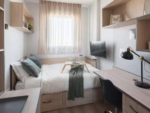 1 Dormitorio Shared Living/Roommate Sevilla Sevilla 97052660