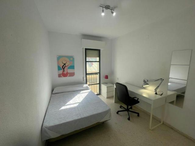 1 Dormitorio Shared Living/Roommate Sevilla Sevilla 101843203