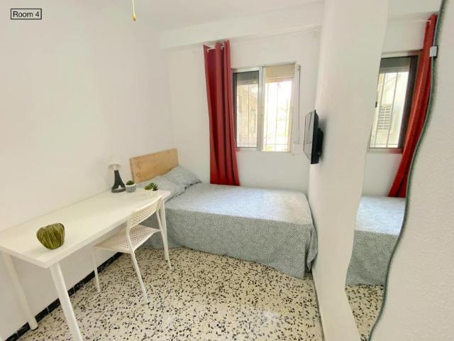 1 Dormitorio Shared Living/Roommate Sevilla Sevilla 102436384