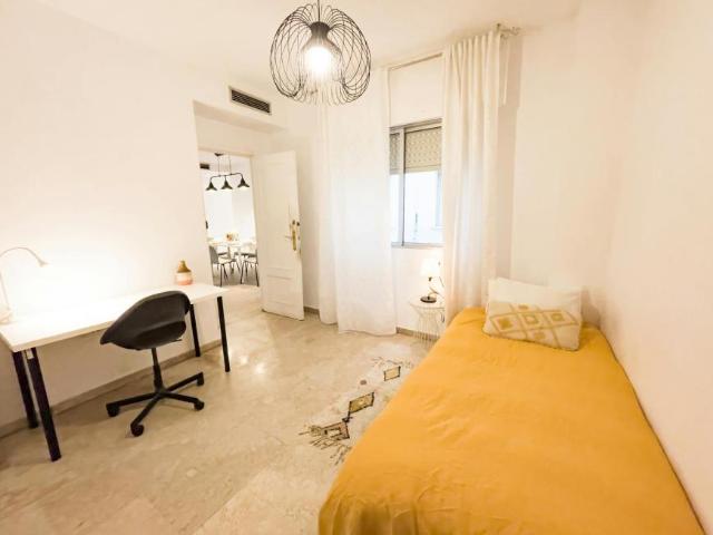 1 Dormitorio Shared Living/Roommate Sevilla Sevilla 102246236