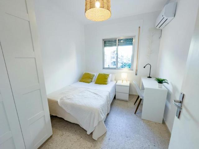 1 Dormitorio Shared Living/Roommate Sevilla Sevilla 102247319