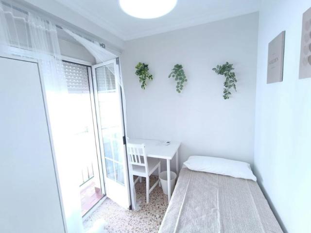 1 Dormitorio Shared Living/Roommate Sevilla Sevilla 103695665
