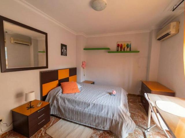 1 Dormitorio Shared Living/Roommate Sevilla Sevilla 103696095