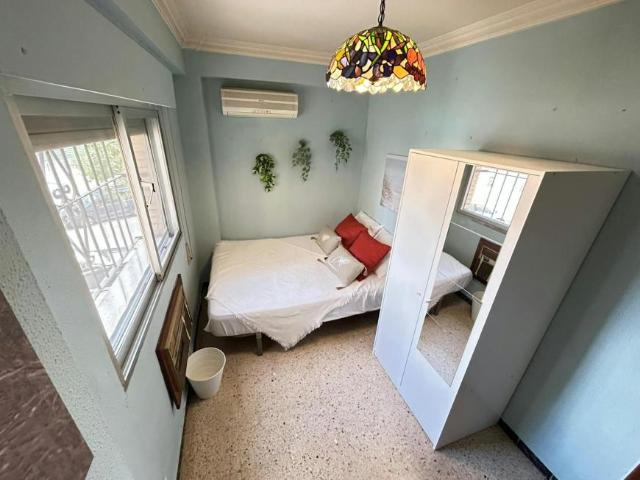 1 Dormitorio Shared Living/Roommate Sevilla Sevilla 104796138