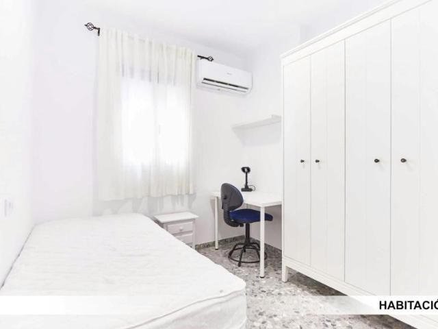 1 Dormitorio Shared Living/Roommate Sevilla Sevilla 104843105