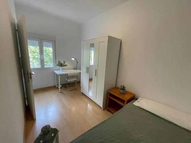 1 Dormitorio Shared Living/Roommate Sevilla Sevilla LS100719330