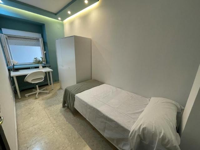 1 Dormitorio Shared Living/Roommate Sevilla Sevilla LS101843174