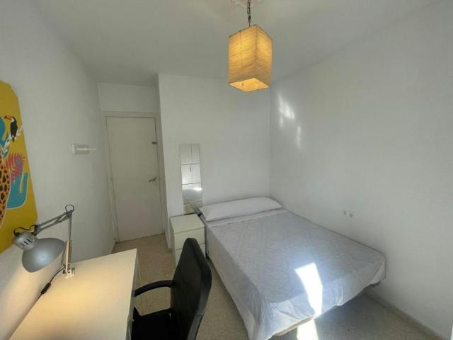 1 Dormitorio Shared Living/Roommate Sevilla Sevilla LS101843197