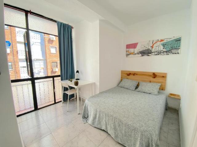 1 Dormitorio Shared Living/Roommate Sevilla Sevilla LS102436408