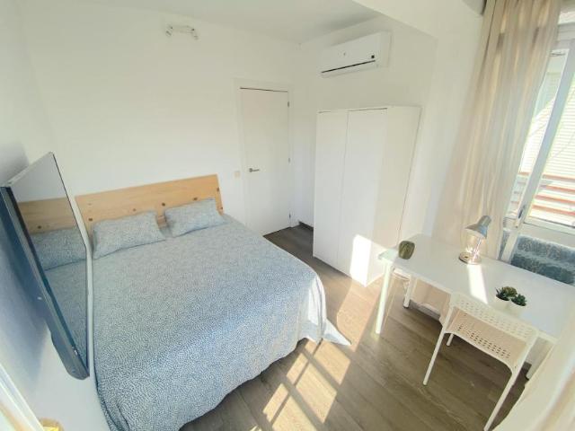 1 Dormitorio Shared Living/Roommate Sevilla Sevilla LS102436411