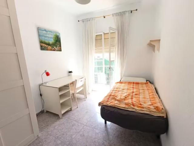 1 Dormitorio Shared Living/Roommate Sevilla Sevilla LS95905863