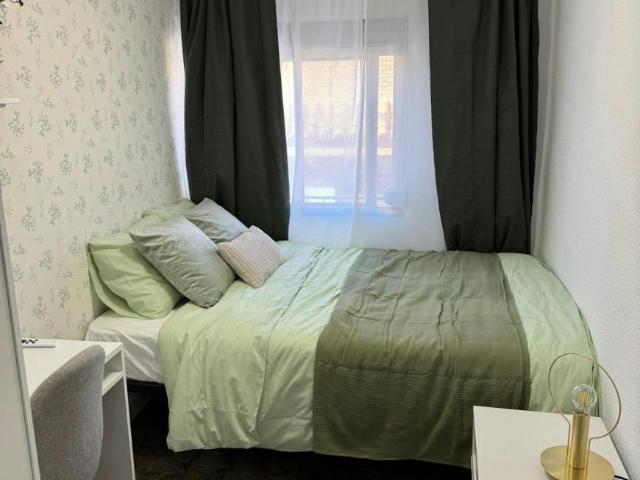 1 Dormitorio Shared Living/Roommate Torrent Torrent 100715090