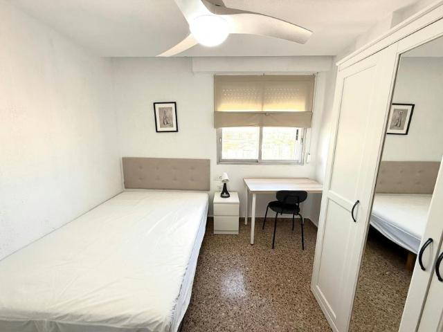 1 Dormitorio Shared Living/Roommate Valencia Valencia LS101884518