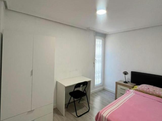1 Dormitorio Shared Living/Roommate Valencia Valencia 102848097