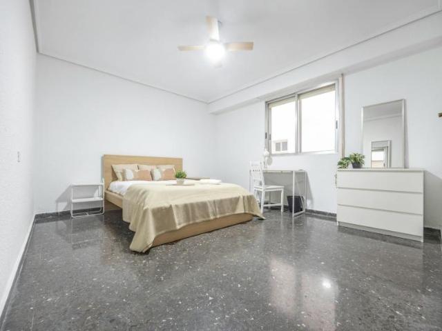 1 Dormitorio Shared Living/Roommate Valencia Valencia 102849979