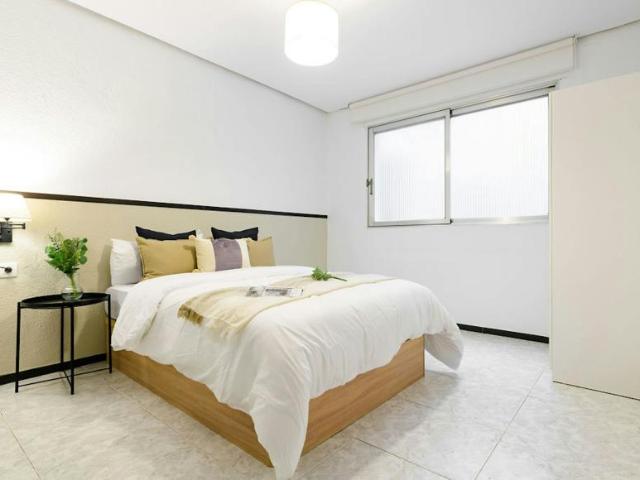 1 Dormitorio Shared Living/Roommate Valencia Valencia 103613707