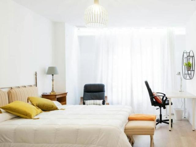 1 Dormitorio Shared Living/Roommate Valencia Valencia 94324134