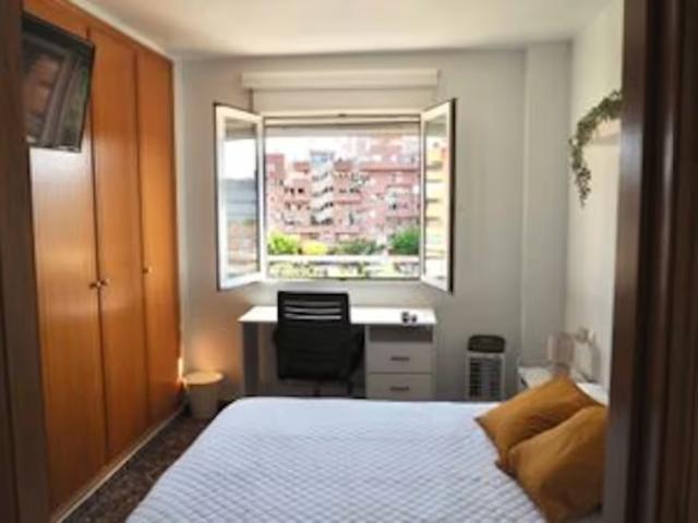 1 Dormitorio Shared Living/Roommate Valencia Valencia 96741733