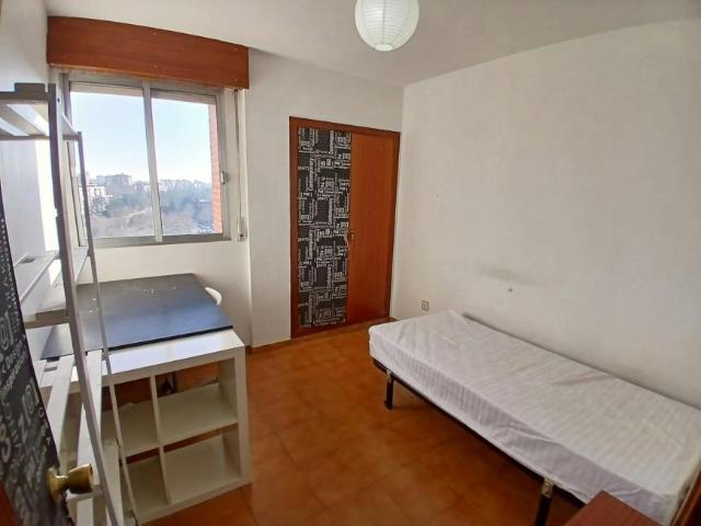1 Dormitorio Shared Living/Roommate Valladolid Valladolid 102851487