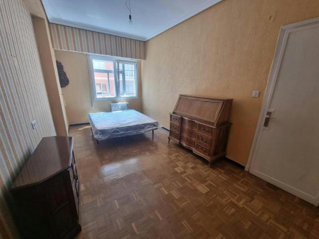 1 Dormitorio Shared Living/Roommate Valladolid Valladolid 103595144