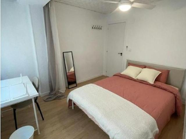 1 Dormitorio Shared Living/Roommate Xirivella Xirivella 104783376