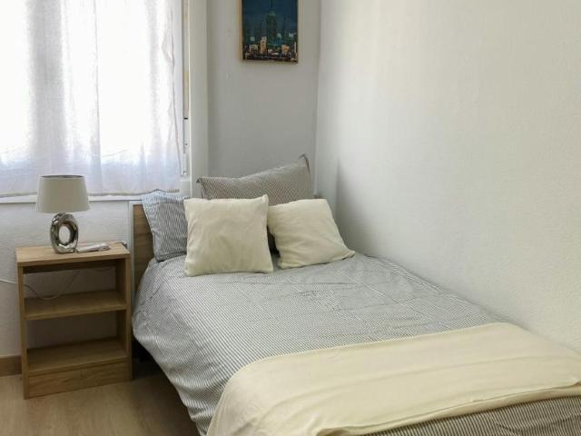 1 Dormitorio Shared Living/Roommate Zaragoza Zaragoza LS100634967