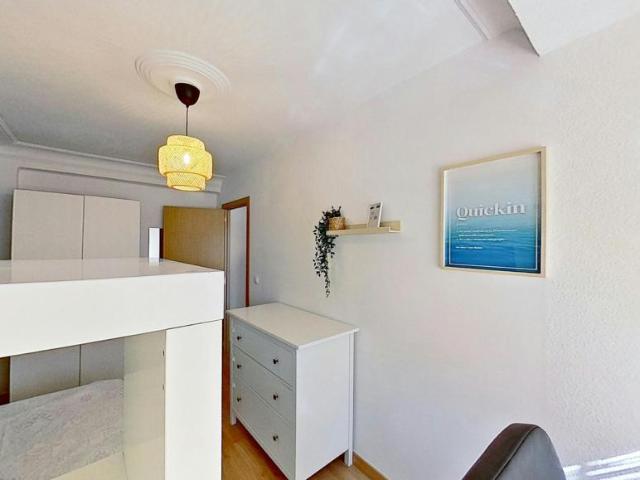 1 Dormitorio Shared Living/Roommate Zaragoza Zaragoza LS100725912