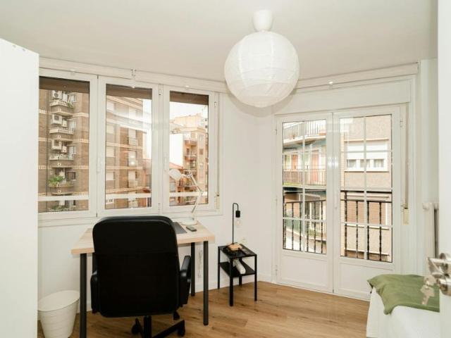 1 Dormitorio Shared Living/Roommate Zaragoza Zaragoza LS100720003