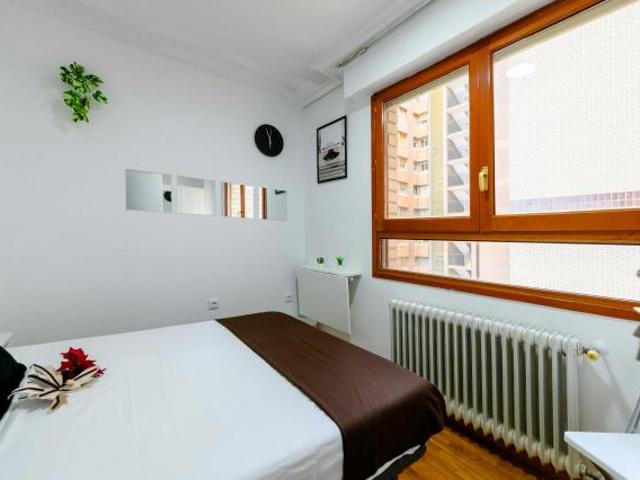 1 Dormitorio Shared Living/Roommate Zaragoza Zaragoza 85518403