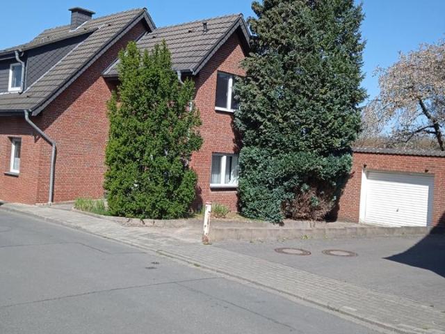 1 FH mit Baugrundstück in Osnabrück von Privat