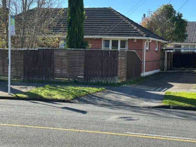 1 Field Street, Silverstream, Upper Hutt City