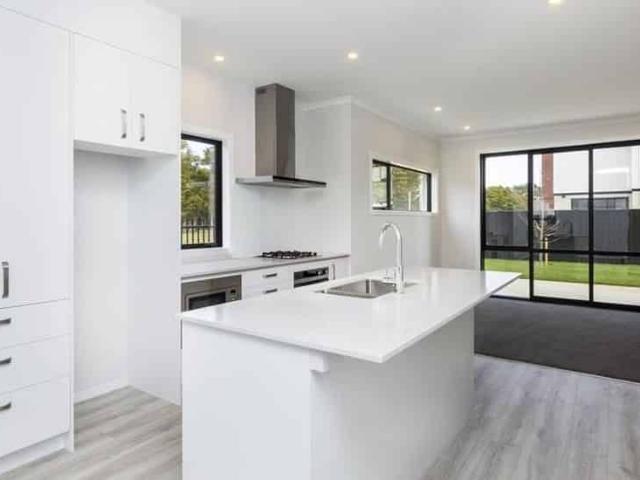 1 Fitch Lane, Wallaceville Estate