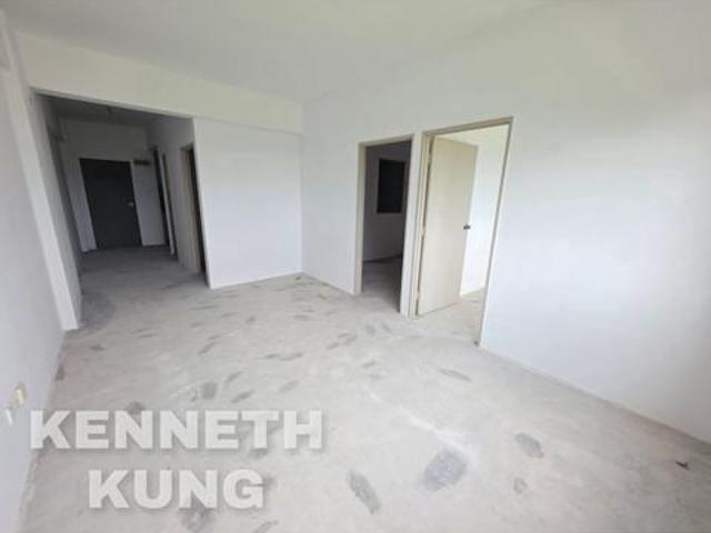 1 Fix Parking Taman Ria 657sf Teluk Kumbar Original View Offer