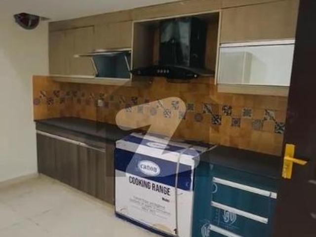 1 Floor Available For Rent in Askari 11 Lahore Askari 11