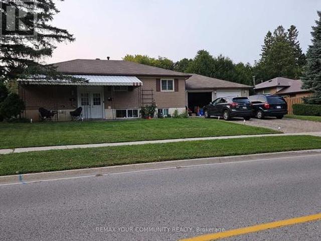 1 Foreht Crescent, Aurora, ON, L4G 3E7 house for sale | Listing ID N12921 | Royal LePage