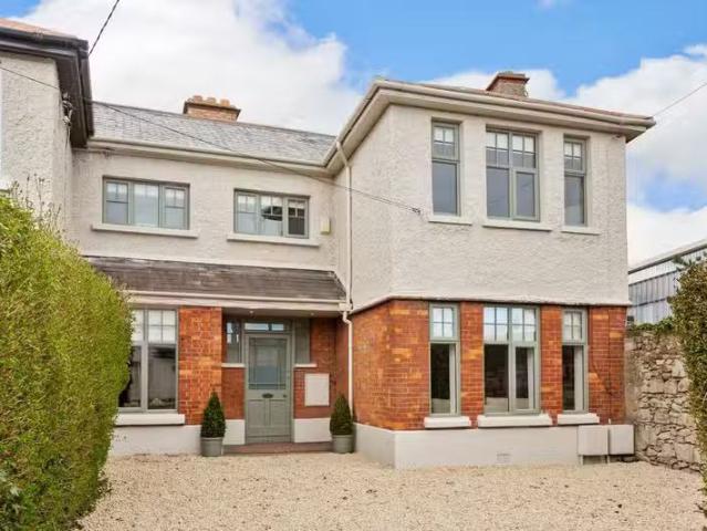 1 Frascati Park, Blackrock, Co Dublin, Blackrock, Co. Dublin.