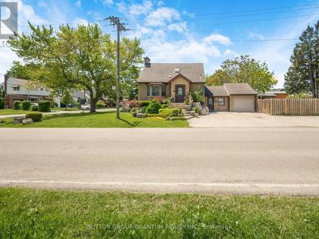 1 Galbraith Drive, Hamilton, ON, L8G 1Z6 house for sale | Listing ID X13223 | Royal LePage
