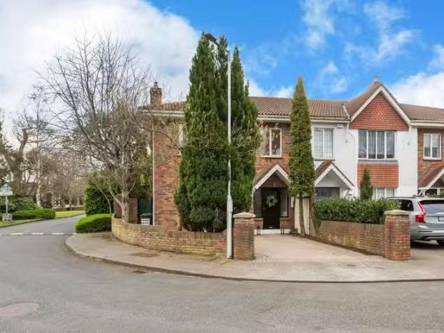 1 Glenard Hall, Dublin 14, Clonskeagh, Dublin 14, D14X5K8 is f.